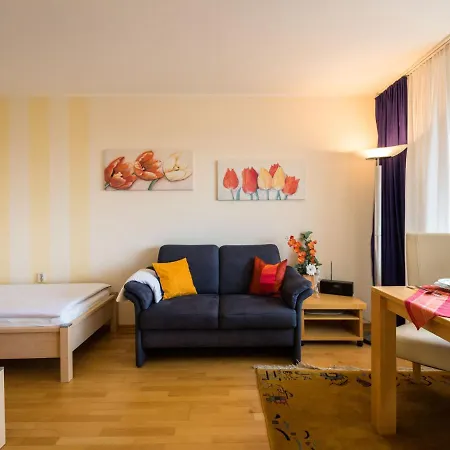 Sonnenblume - B615 By Interhome *